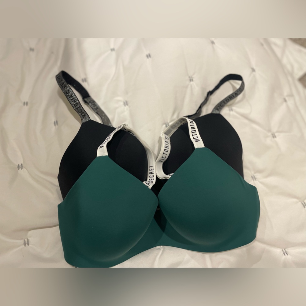 Bras - Picture 2 of 8